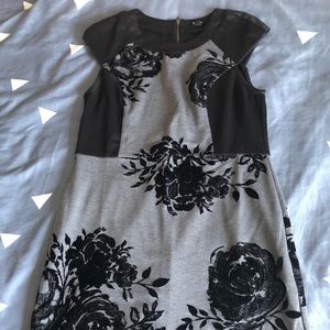 🟢 Black and Grey Dress with Flowers